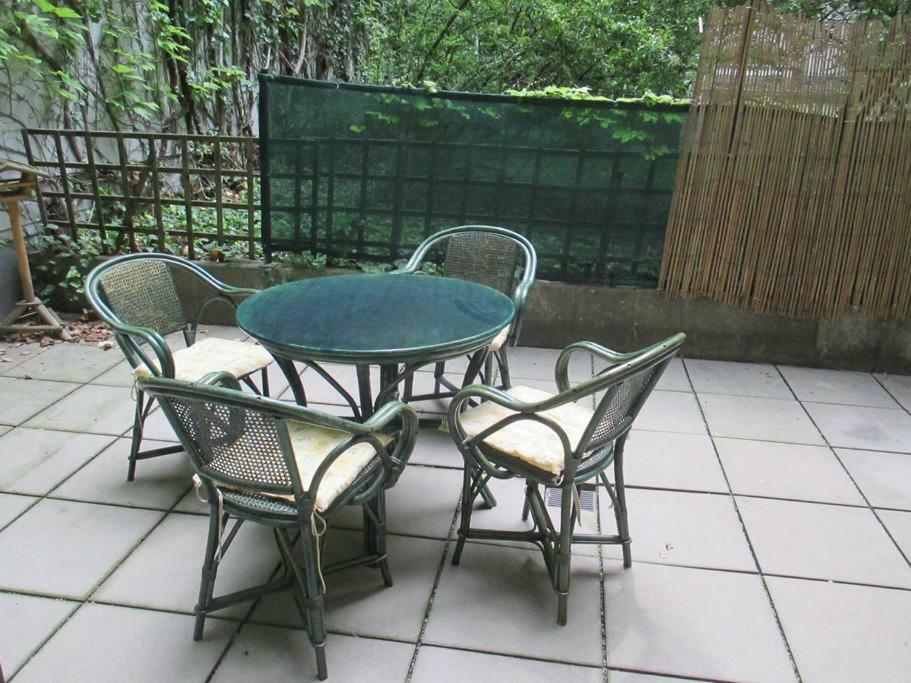 Relaxing Terrace In Lively Area * Viena